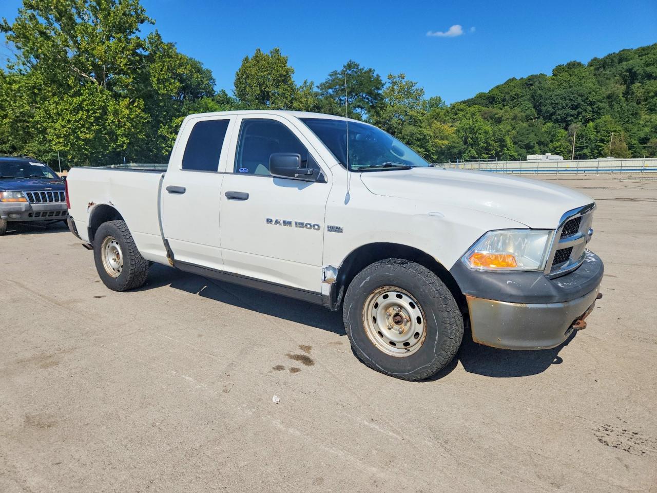 2011 Dodge Ram 1500 White vin: 1D7RV1GT8BS598902