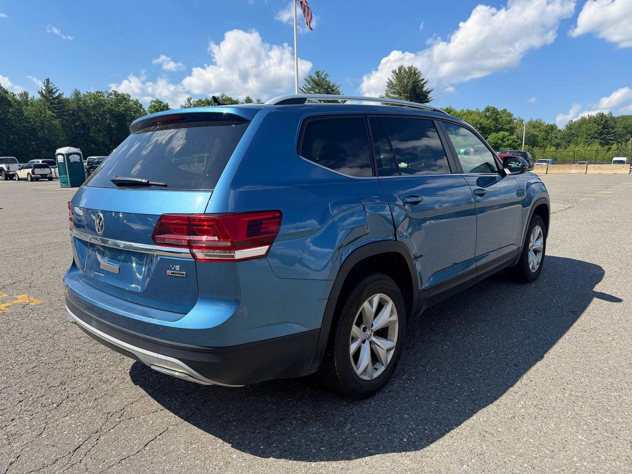 2019 Volkswagen Atlas Se Blue vin: 1V2UR2CA3KC548517