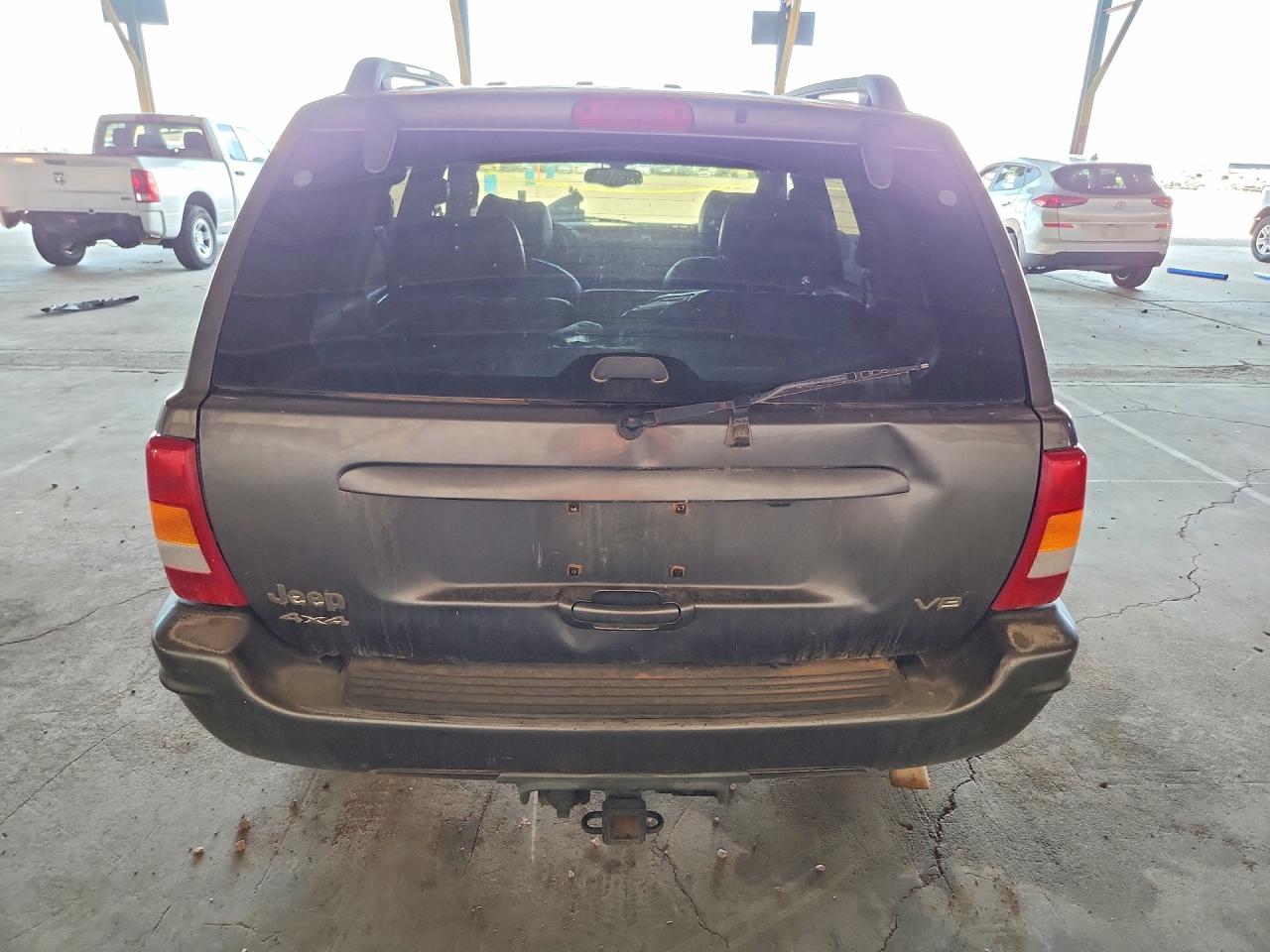 2002 Jeep Grand Cherokee Limited Белый vin: 1J4GW58N82C128489
