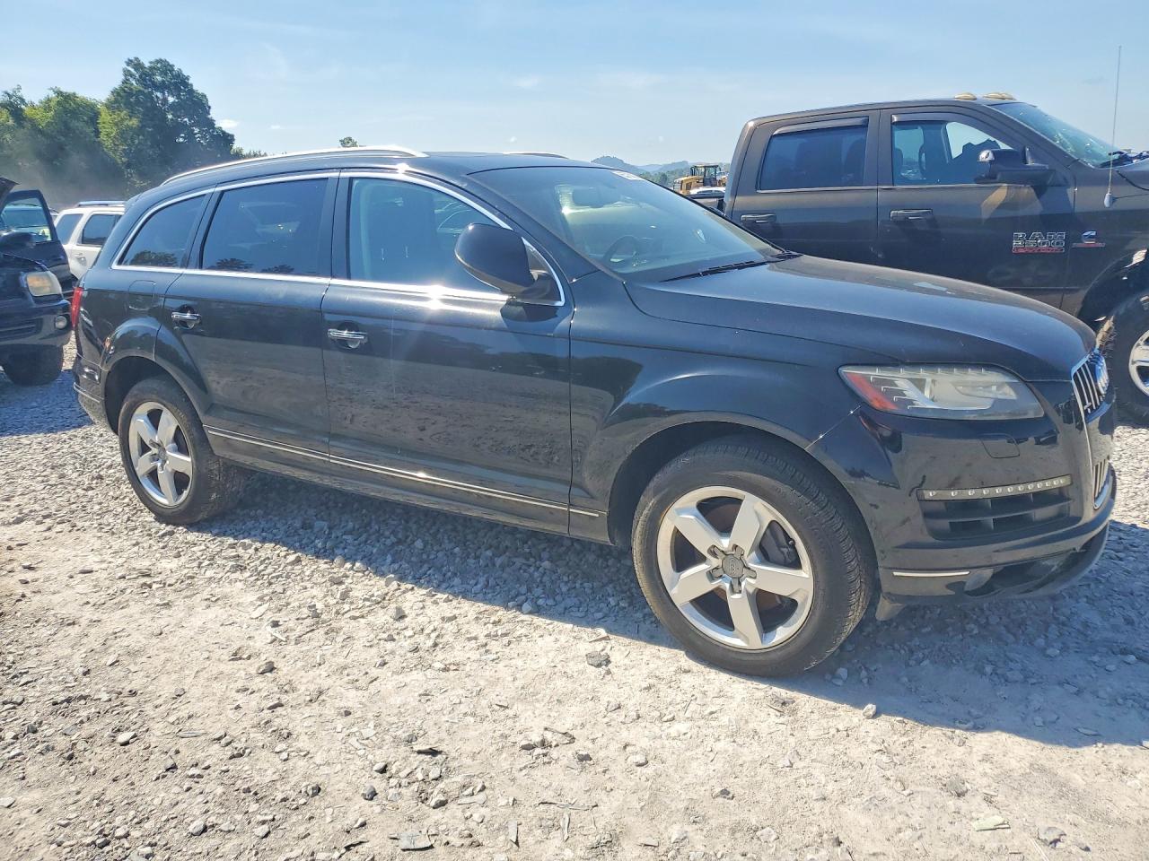 2015 Audi Q7 Premium Black vin: WA1CGAFEXFD014338