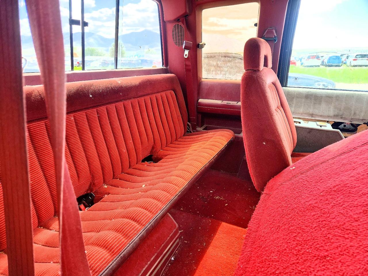 1992 Gmc Sierra K2500 Темно-бордовый vin: 2GTGK29KXN1505435