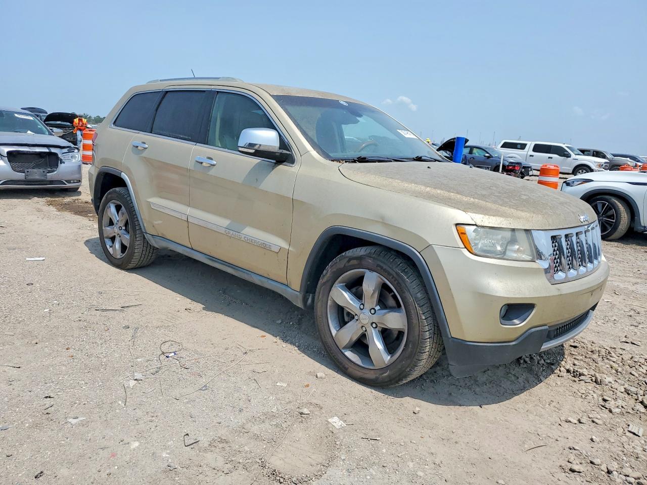 2011 Jeep Grand Cherokee Overland Gold vin: 1J4RR6GT7BC713036