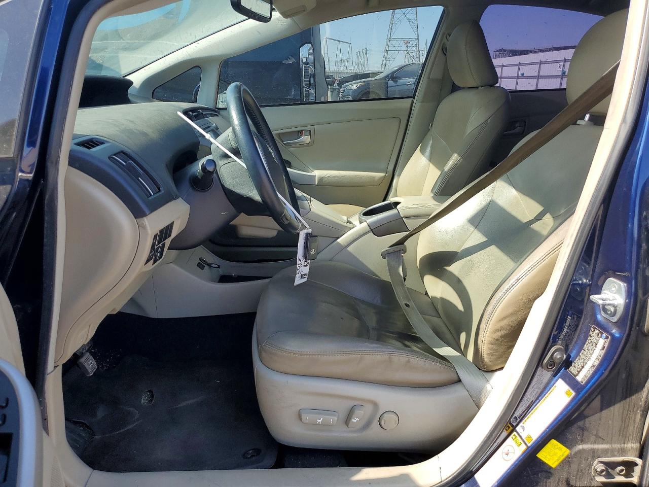 2012 Toyota Prius Four Синий vin: JTDKN3DU3C1547366
