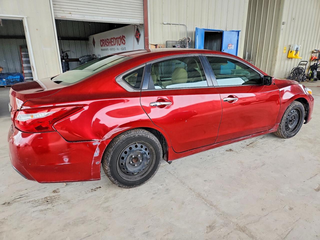 2016 Nissan Altima 2.5 S Red vin: 1N4AL3AP0GN325002