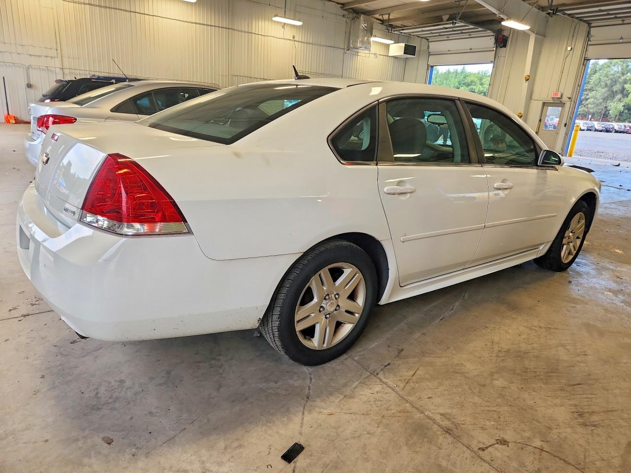 2014 Chevrolet Impala Limited Lt White vin: 2G1WB5E35E1133863