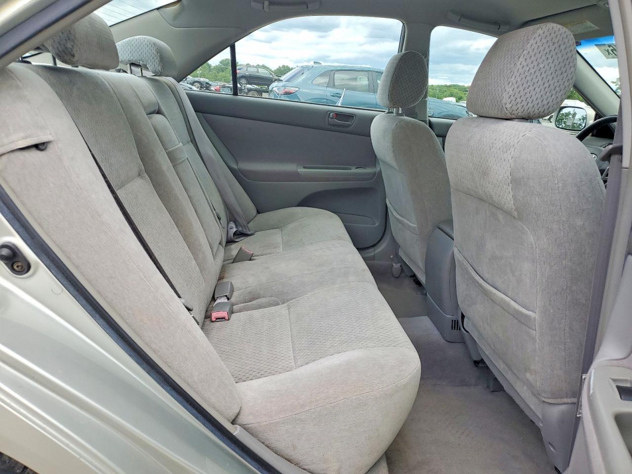 2003 Toyota Camry Le Silver vin: JTDBE32K230169676