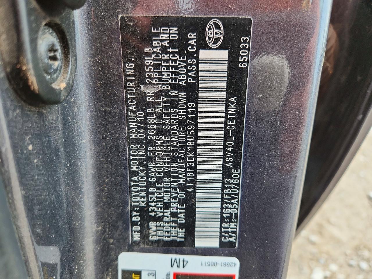 2011 Toyota Camry Le Gray vin: 4T1BF3EK1BU597119
