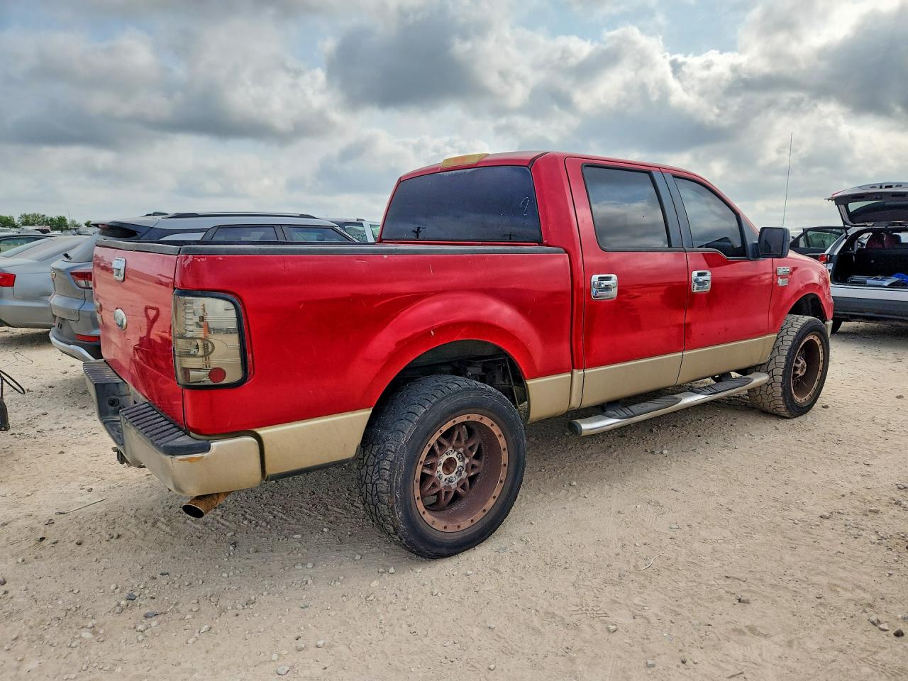 2007 Ford F150 Supercrew Red vin: 1FTRW12WX7FB82830