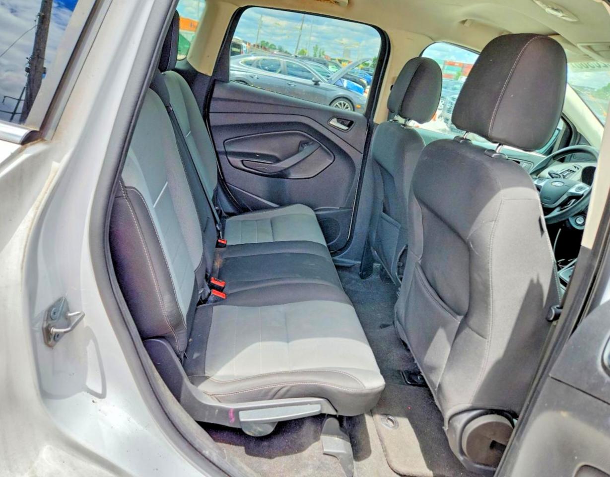 2014 Ford Escape Se White vin: 1FMCU0GX2EUB75589