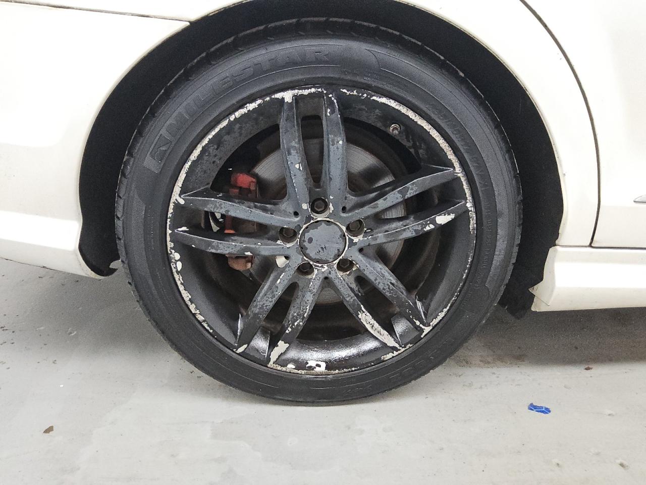 2013 Mercedes-benz C 300 4matic White vin: WDDGF8AB4DR297485 Damage: Right Rear Wheel, Curb Rash, > 12 Inches