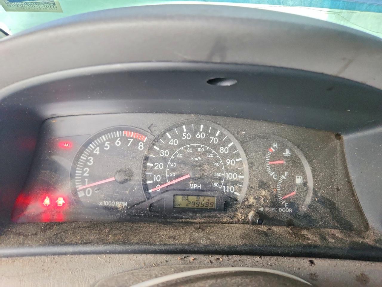 2003 Toyota Corolla Ce Серебряный vin: JTDBR32EX30010712