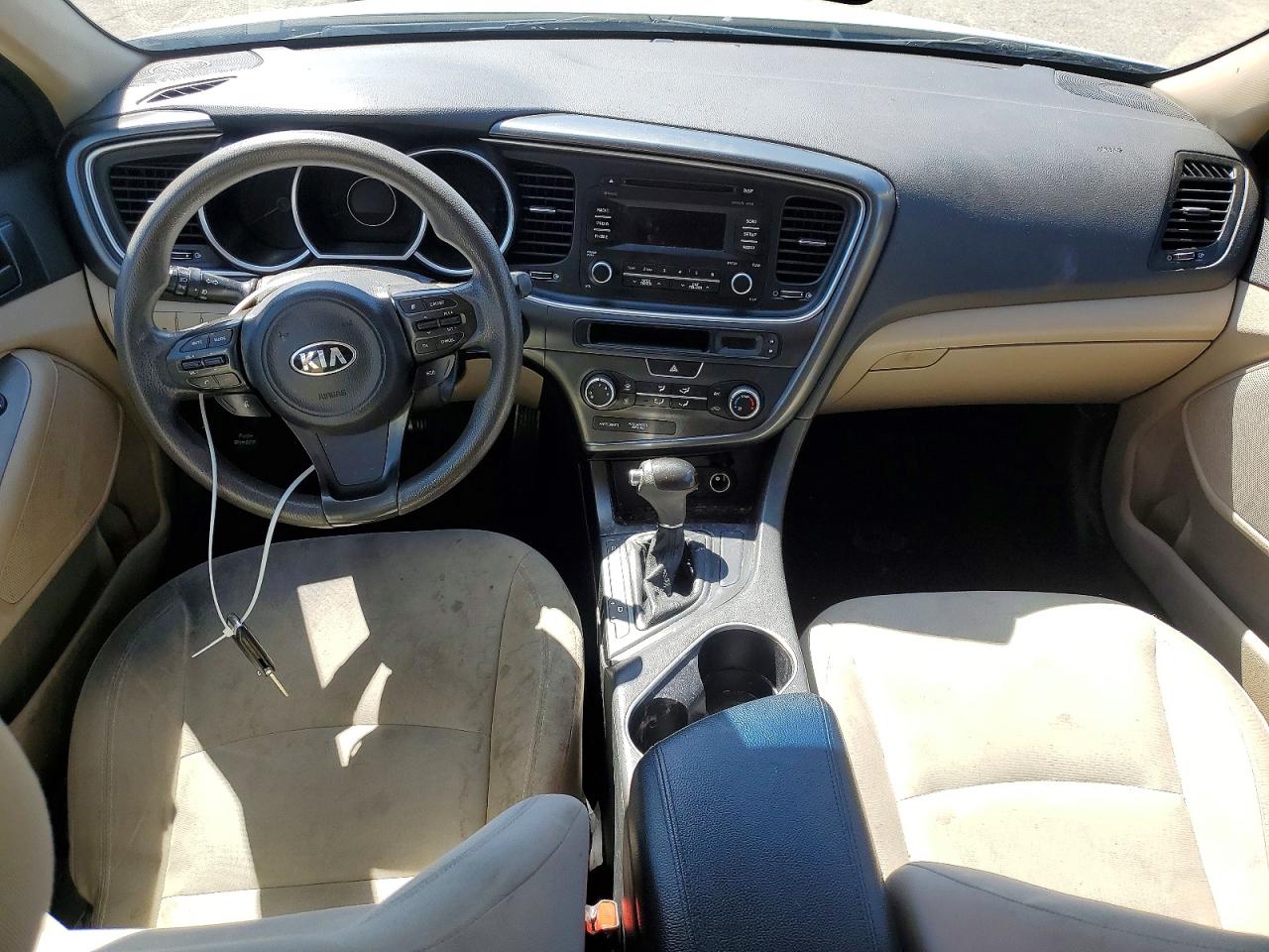 2015 Kia Optima Lx Белый vin: 5XXGM4A72FG406875
