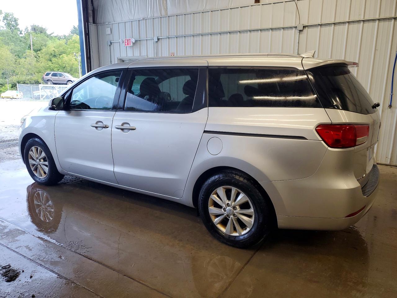 2016 Kia Sedona Lx Silver vin: KNDMB5C1XG6103463