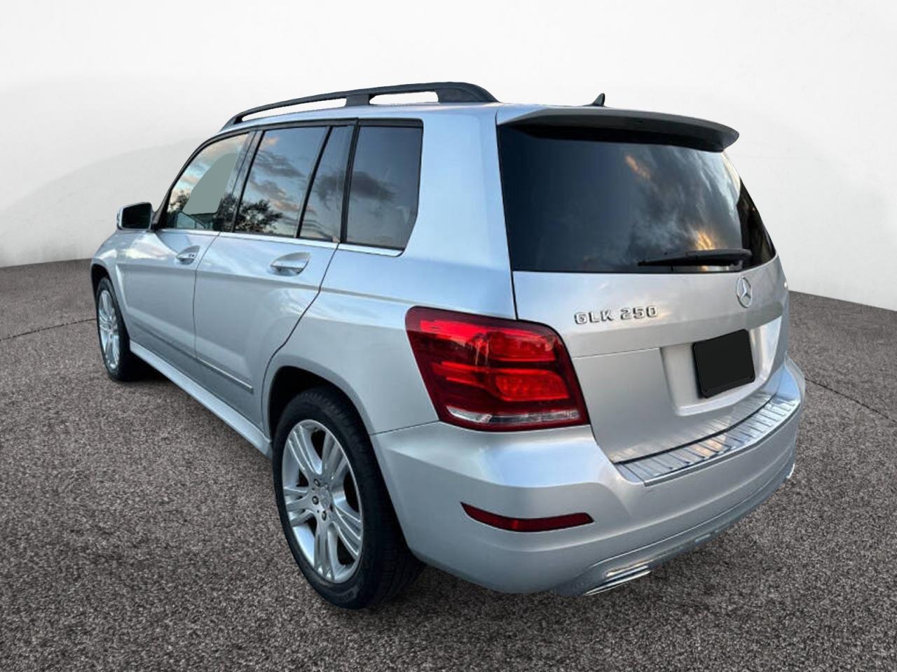 2015 Mercedes-benz Glk 250 Bluetec Silver vin: WDCGG0EB1FG399550