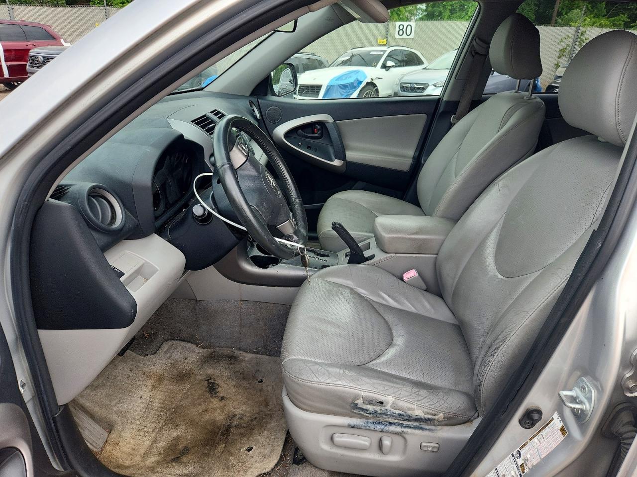 2007 Toyota Rav4 Limited Silver vin: JTMBD31V775057012