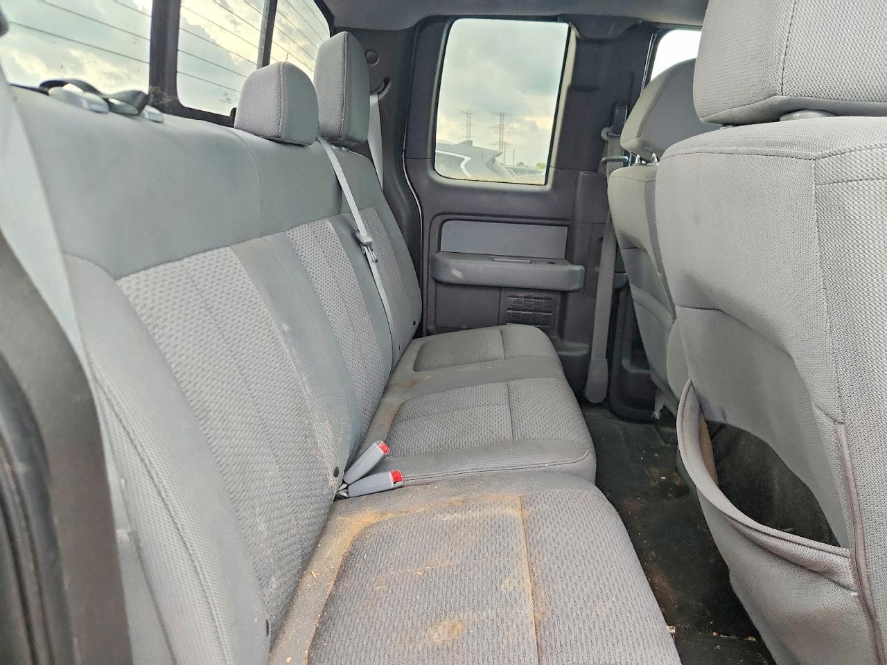 2013 Ford F150 Super Cab Gray vin: 1FTFX1ET3DFC93054