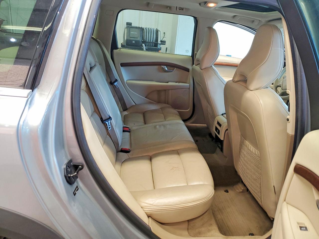 2010 Volvo Xc70 3.2 Серебряный vin: YV4960BZ7A1078236