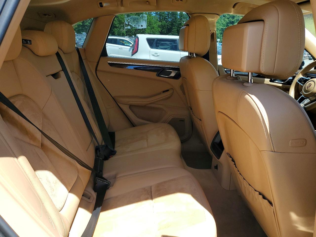 2015 Porsche Macan S Black vin: WP1AB2A51FLB73830