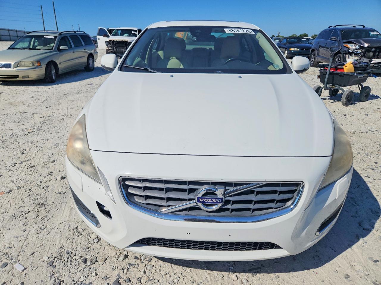 2013 Volvo S60 T5 White vin: YV1612FS4D2206311