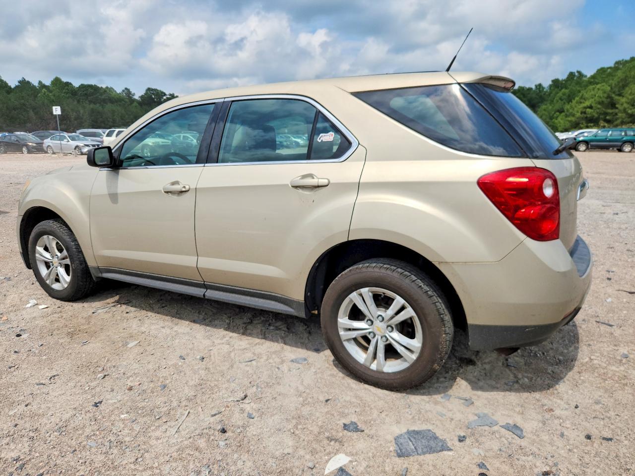 2011 Chevrolet Equinox Ls Cream vin: 2GNALBEC9B1265878