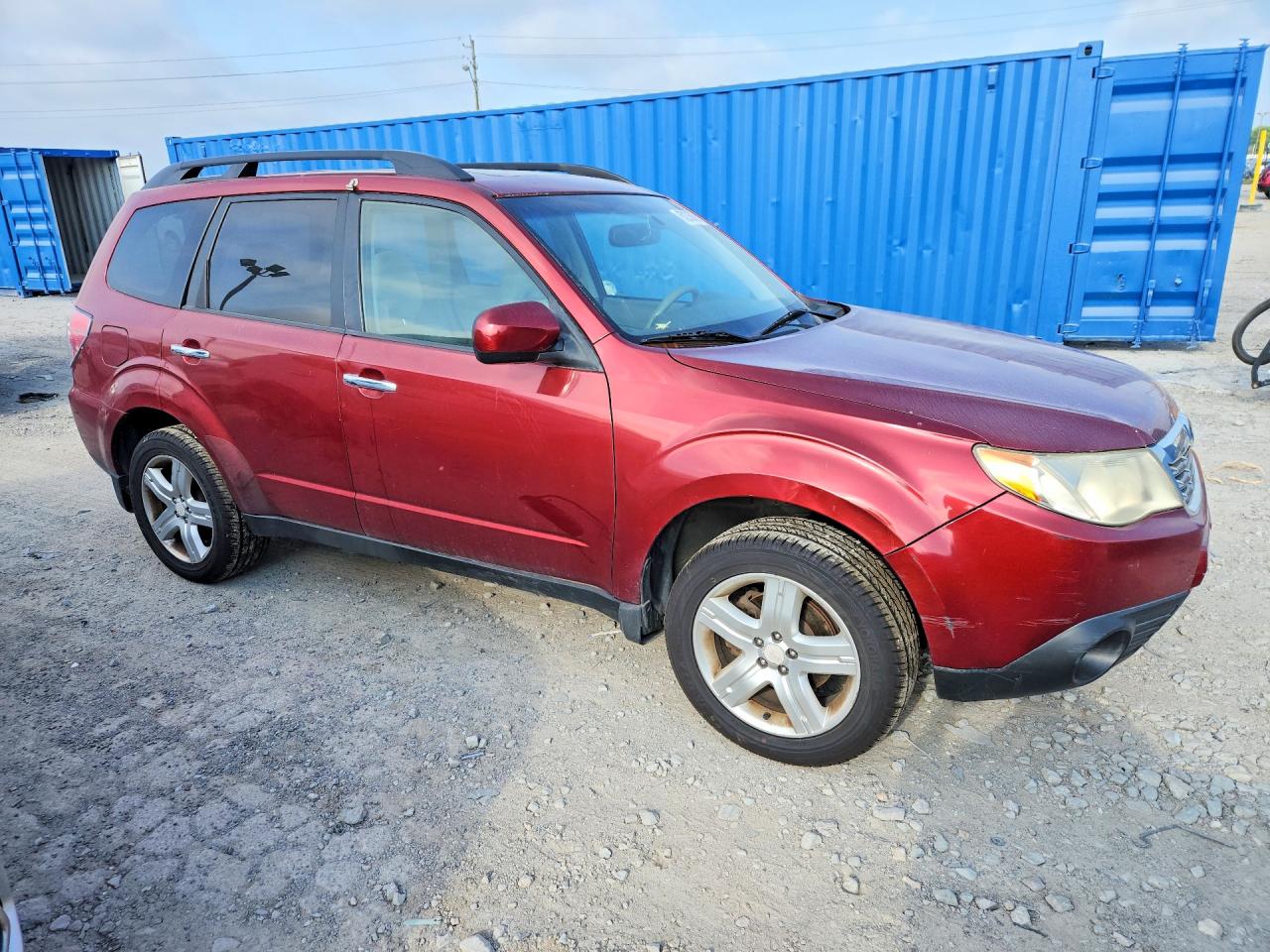 2010 Subaru Forester 2.5x Premium Red vin: JF2SH6CC2AH744701