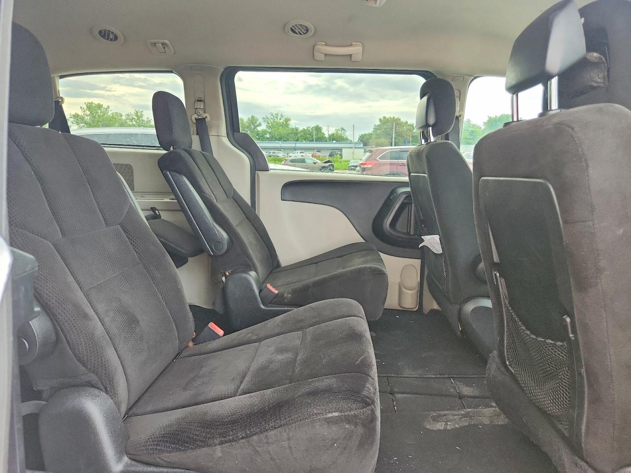2013 Dodge Grand Caravan Se White vin: 2C4RDGBG8DR752832