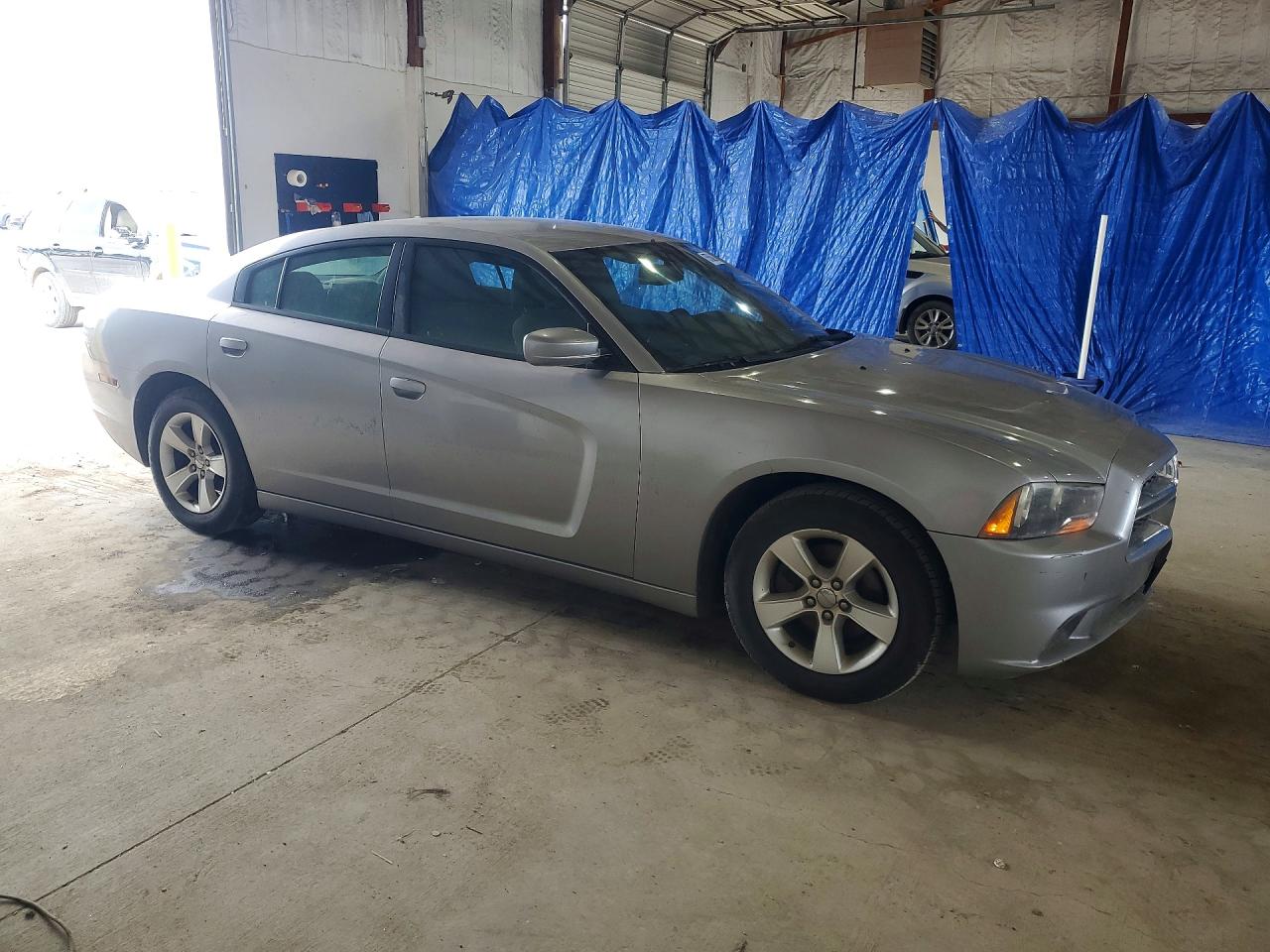 2013 Dodge Charger Se Серебряный vin: 2C3CDXBGXDH690723