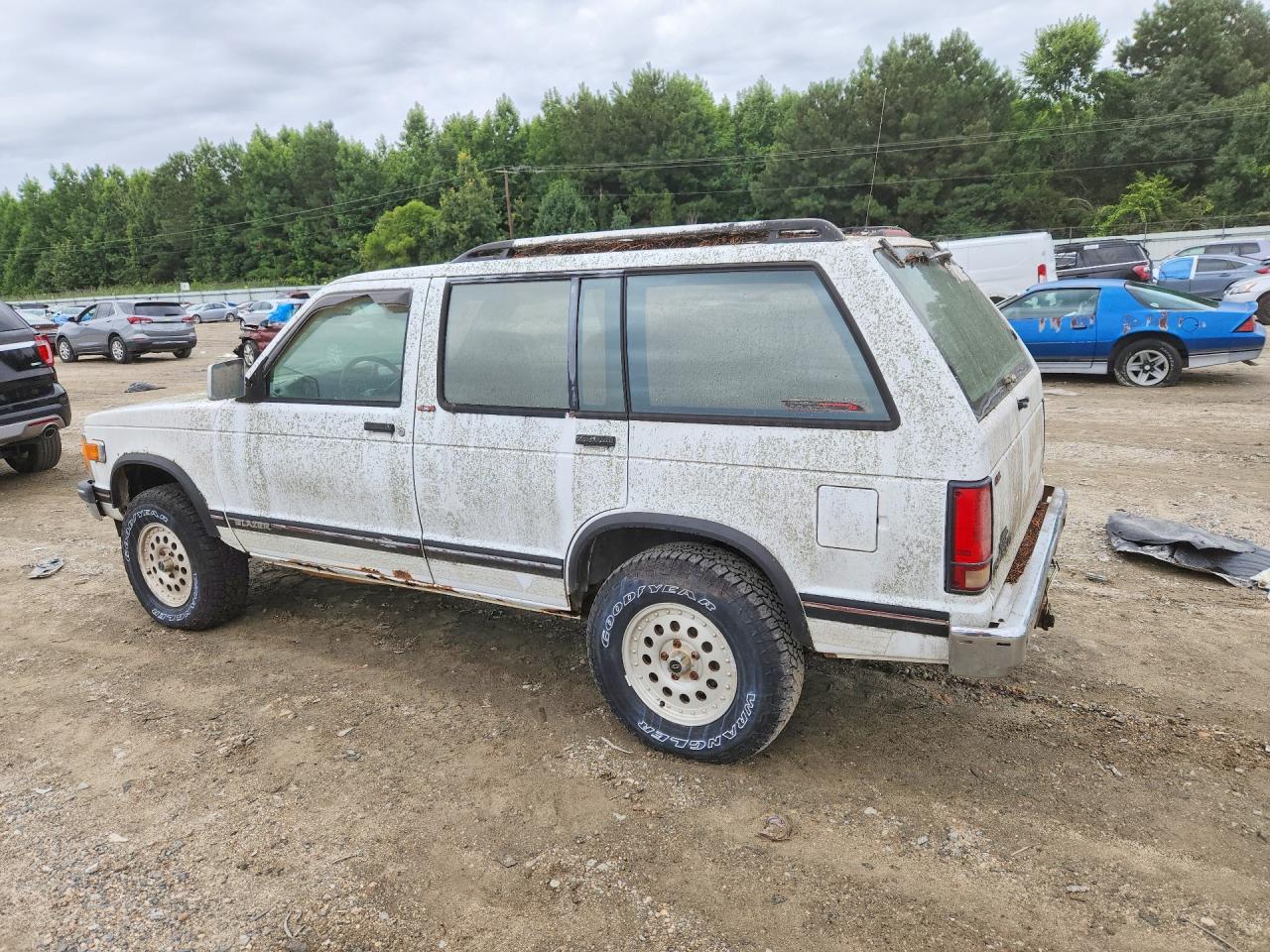 1994 Chevrolet Blazer S10 White vin: 1GNDT13W8R0151509