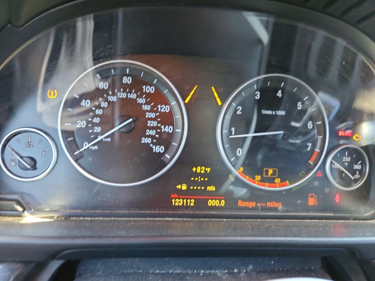 2011 Bmw 550 I Серый vin: WBAFR9C5XBC758325