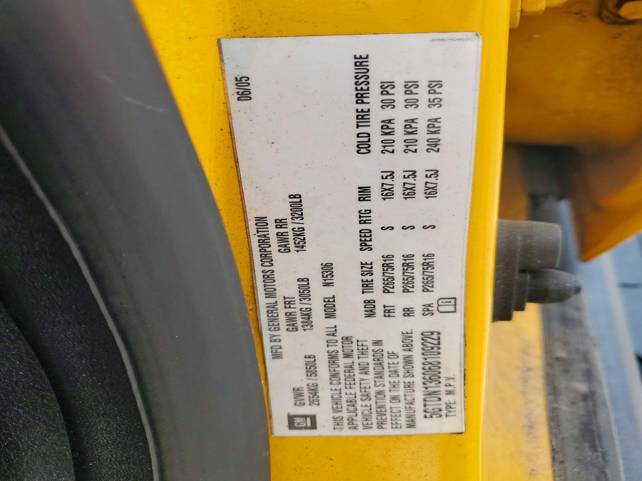 2006 Hummer H3 Yellow vin: 5GTDN136068109229