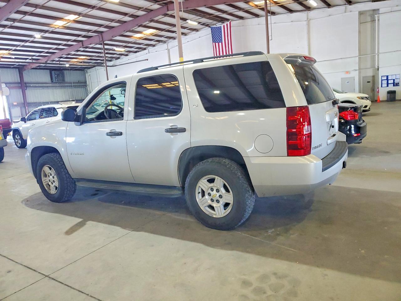 2008 Chevrolet Tahoe C1500 Silver vin: 1GNFC13C58R112482