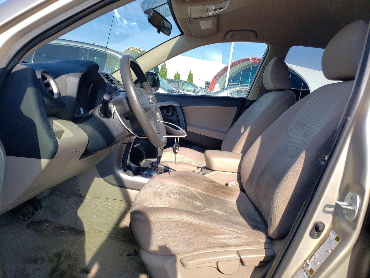 2007 Toyota Rav4 Base Gold vin: JTMBD33V176041072