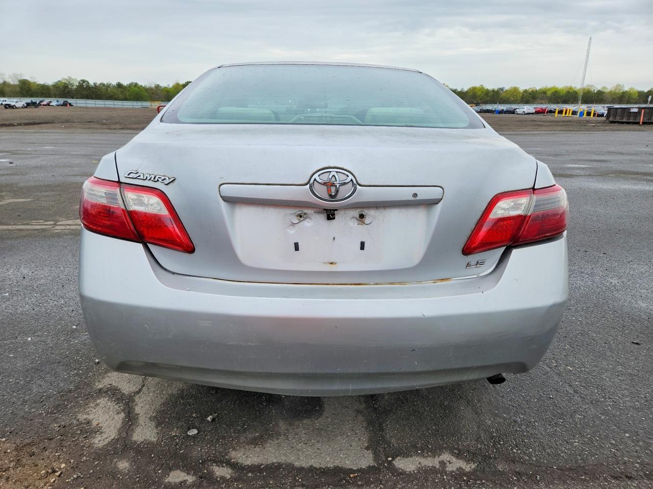 2009 Toyota Camry Le Silver vin: 4T1BE46K79U315972