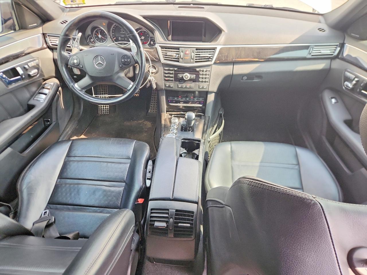 2010 Mercedes-benz E 63 Amg Белый vin: WDDHF7HBXAA117067