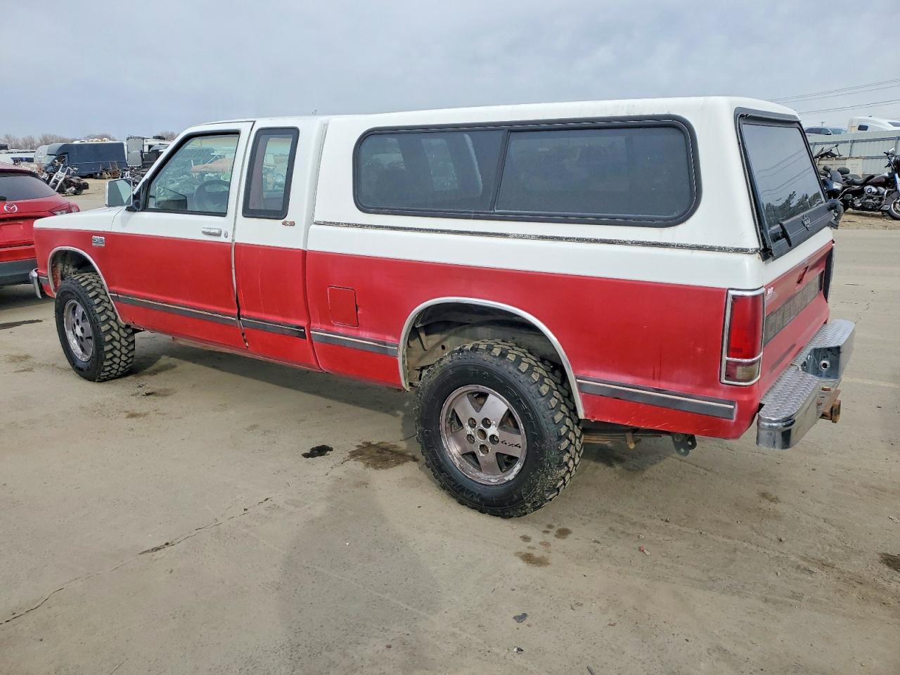 1987 Chevrolet S Truck S10 White vin: 1GCCT14R8H2150909