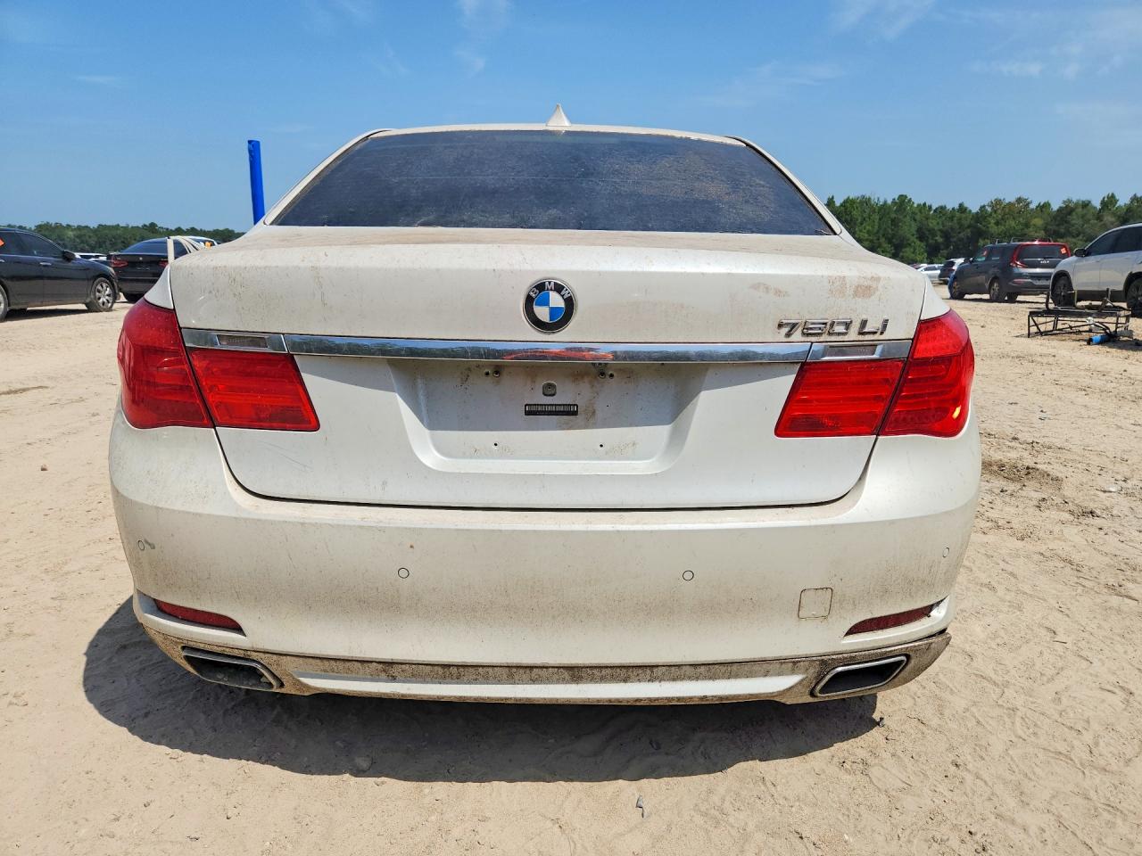 2009 Bmw 750 Li White vin: WBAKB835X9CY60053