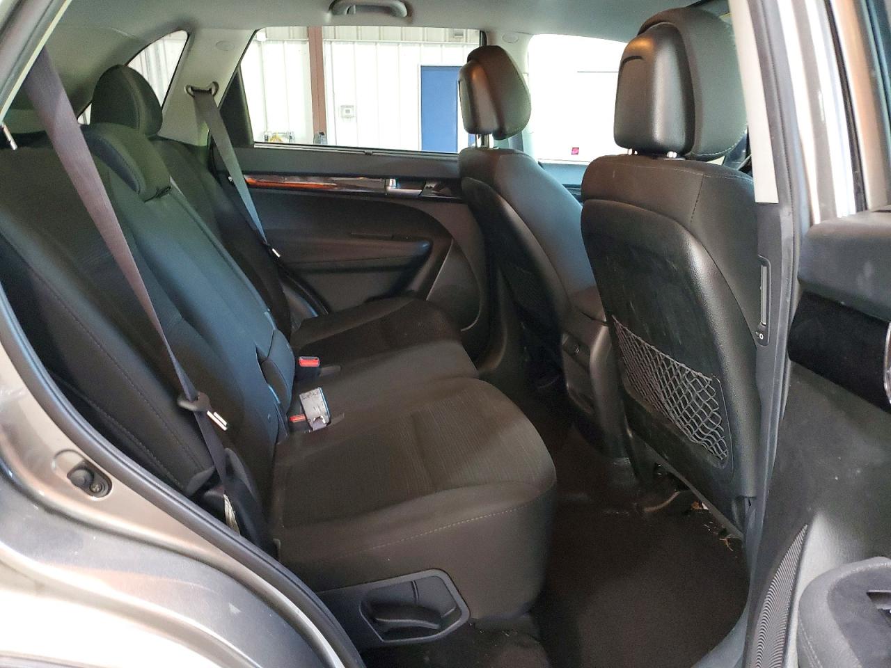2014 Kia Sorento Lx Серебряный vin: 5XYKTCA6XEG523127