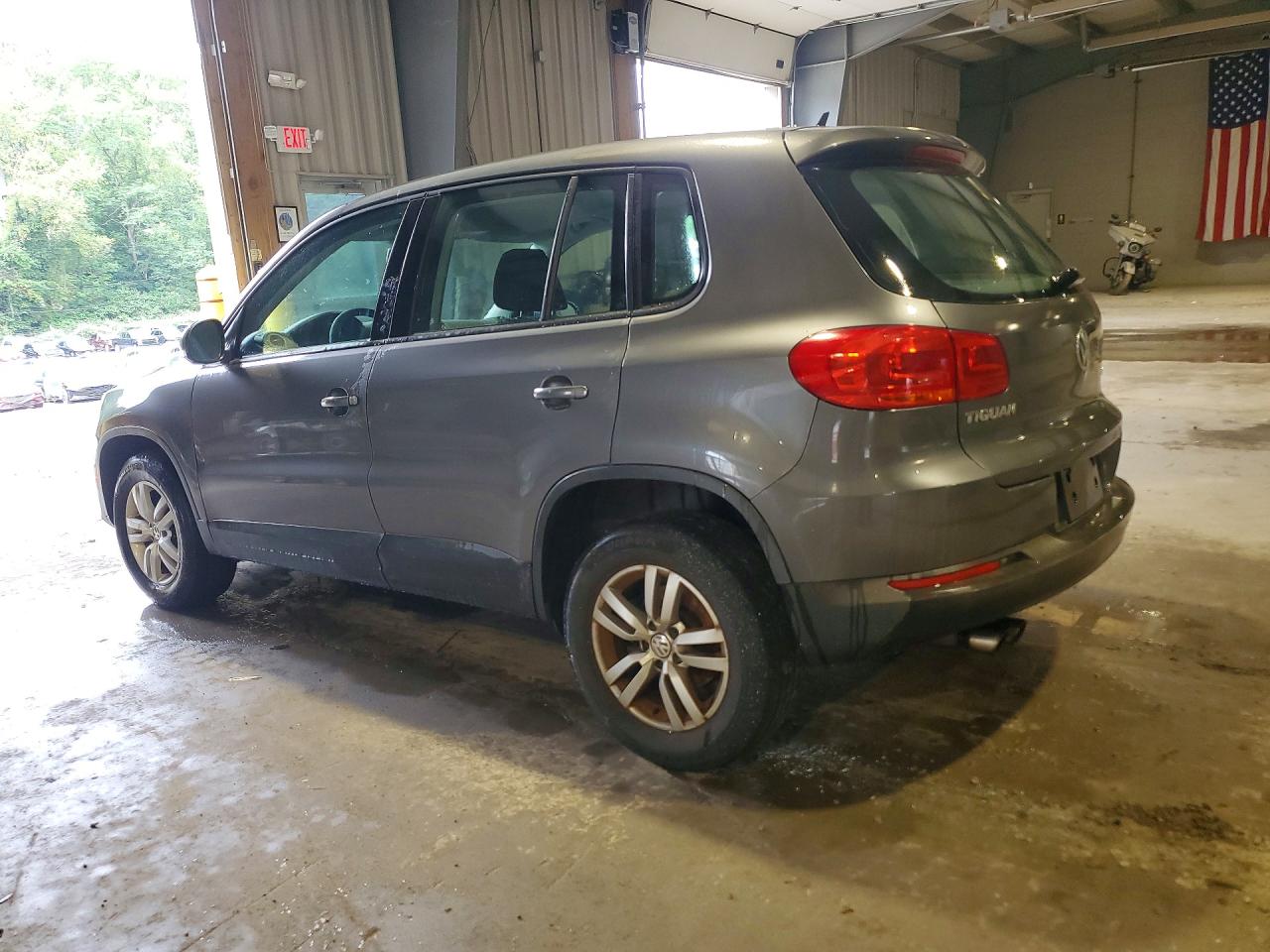 2014 Volkswagen Tiguan S Gray vin: WVGBV3AXXEW508838