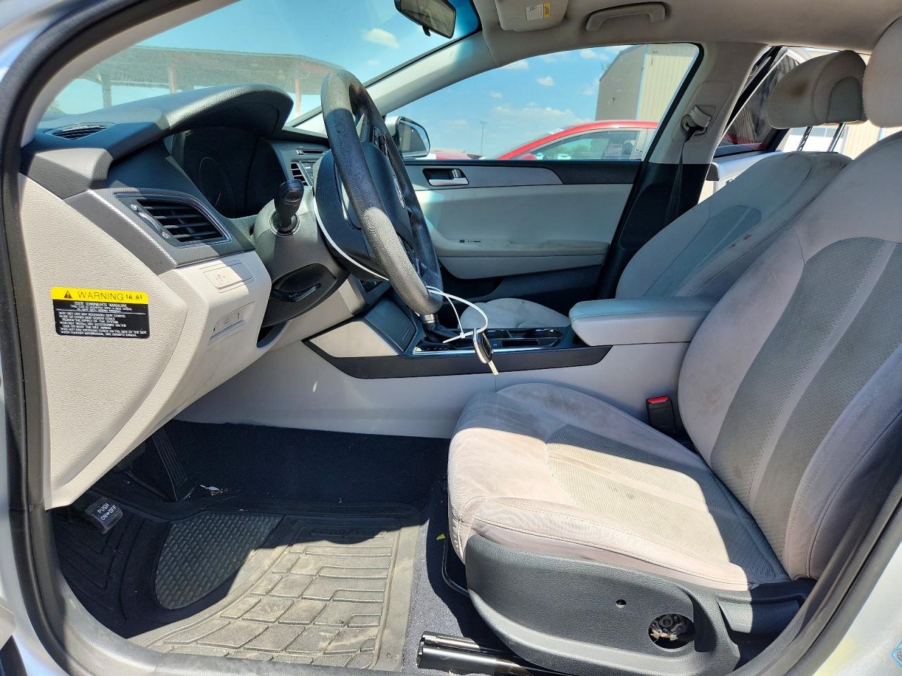2015 Hyundai Sonata Se Silver vin: 5NPE24AFXFH068022
