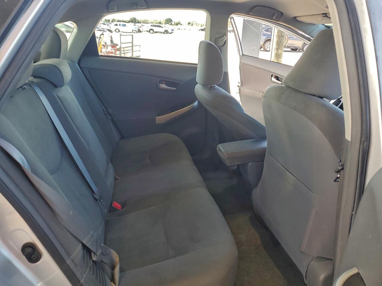 2011 Toyota Prius Two Silver vin: JTDKN3DU7B1467311