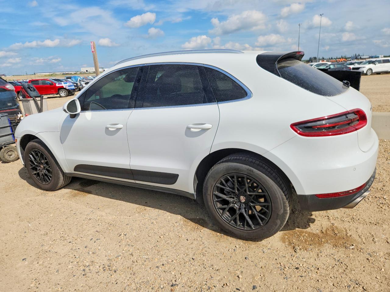 2015 Porsche Macan S White vin: WP1AB2A53FLB51778