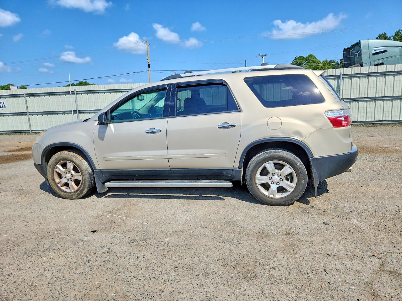 2011 Gmc Acadia Sle Gold vin: 1GKKRPEDXBJ346285