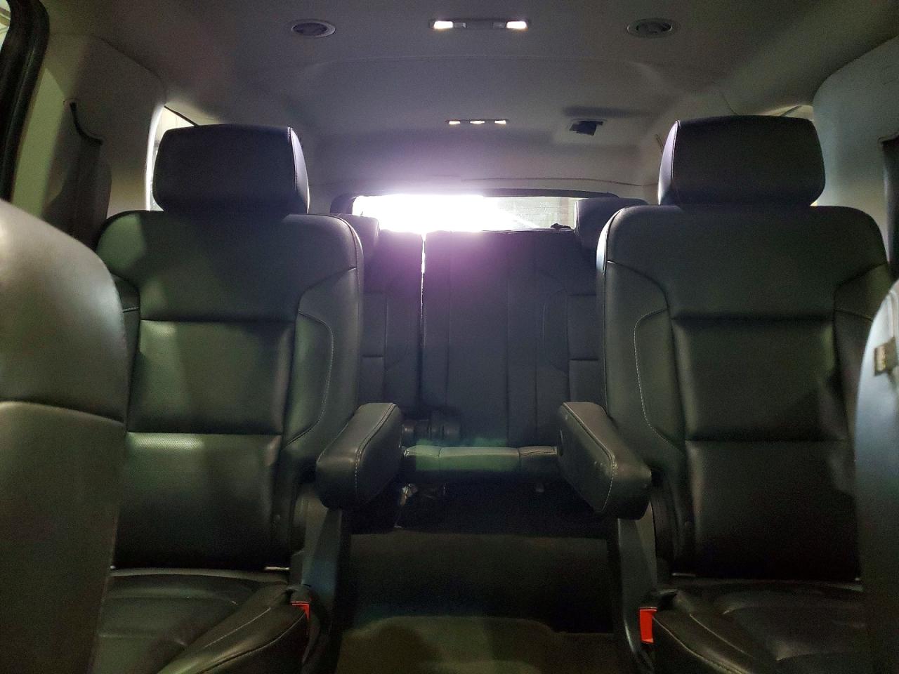 2015 Chevrolet Suburban K1500 Ltz Серый vin: 1GNSKKKC3FR262600
