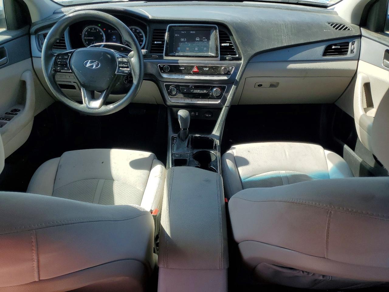 2018 Hyundai Sonata Se Серебряный vin: 5NPE24AF6JH613061