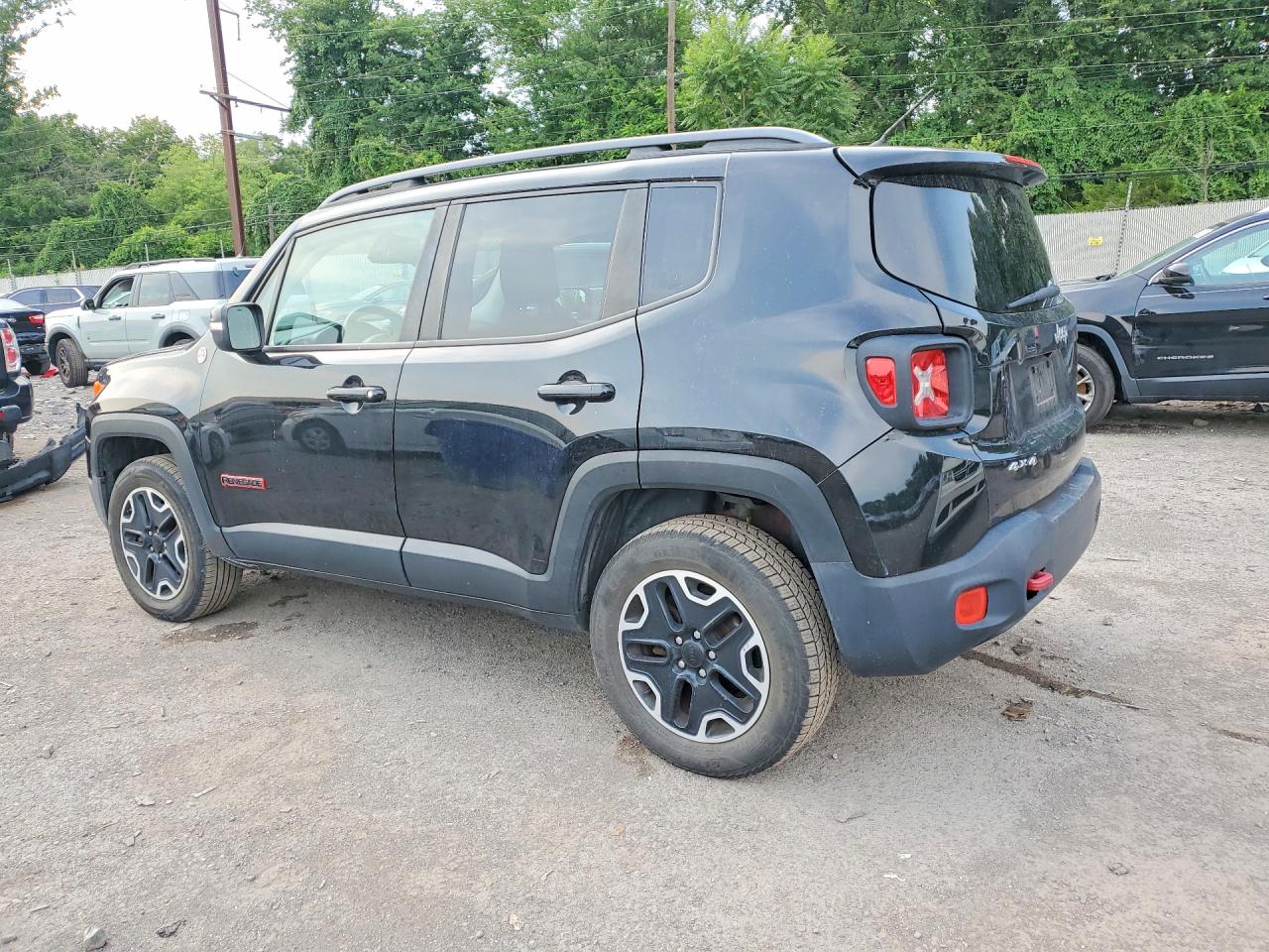 2015 Jeep Renegade Trailhawk Черный vin: ZACCJBCT0FPB62010