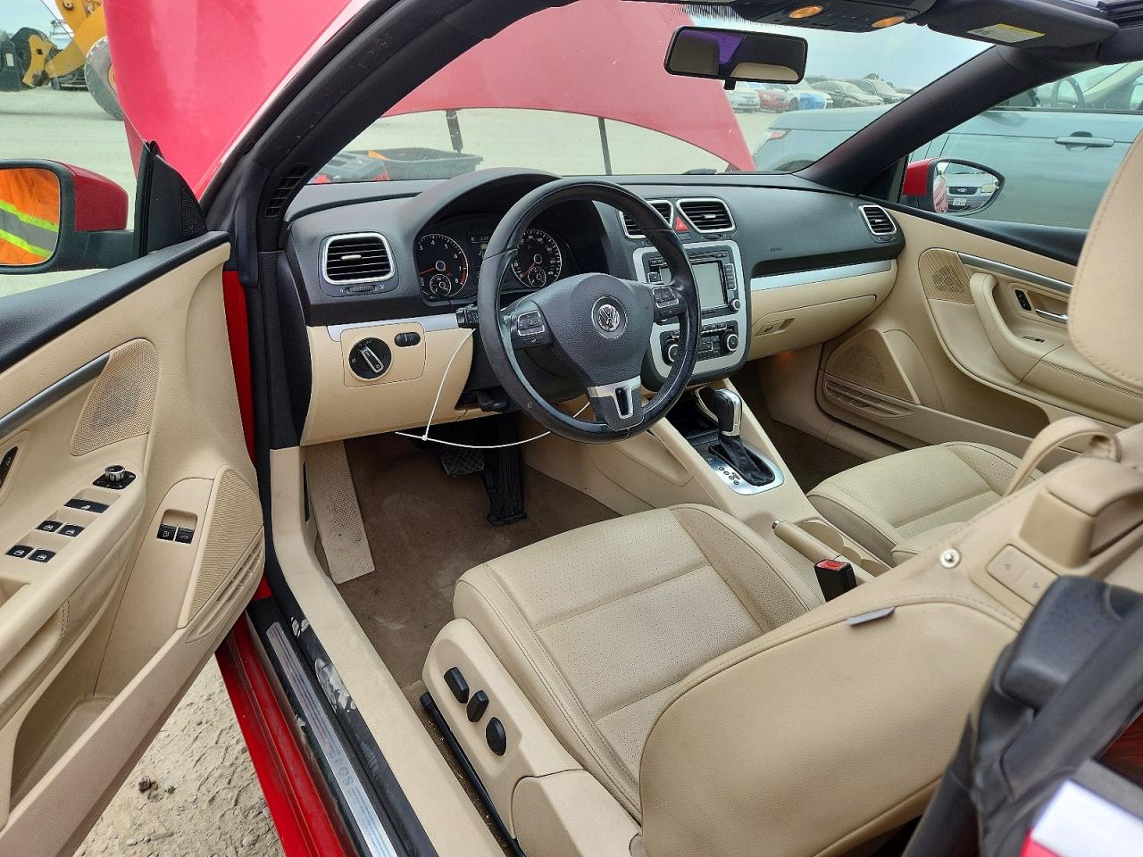 2012 Volkswagen Eos Komfort Red vin: WVWBW7AH0CV016470