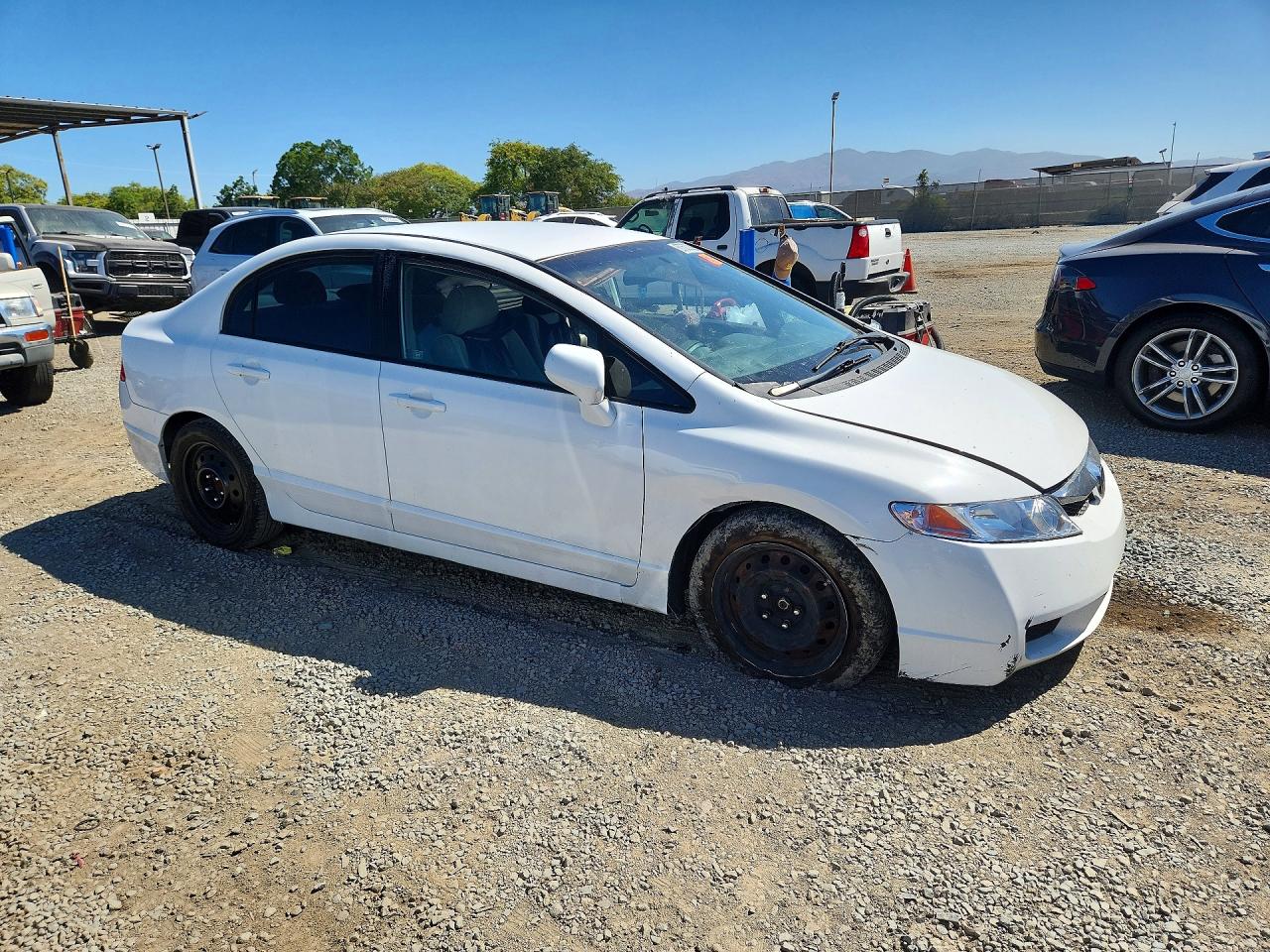 2011 Honda Civic Lx White vin: 2HGFA1F51BH309931