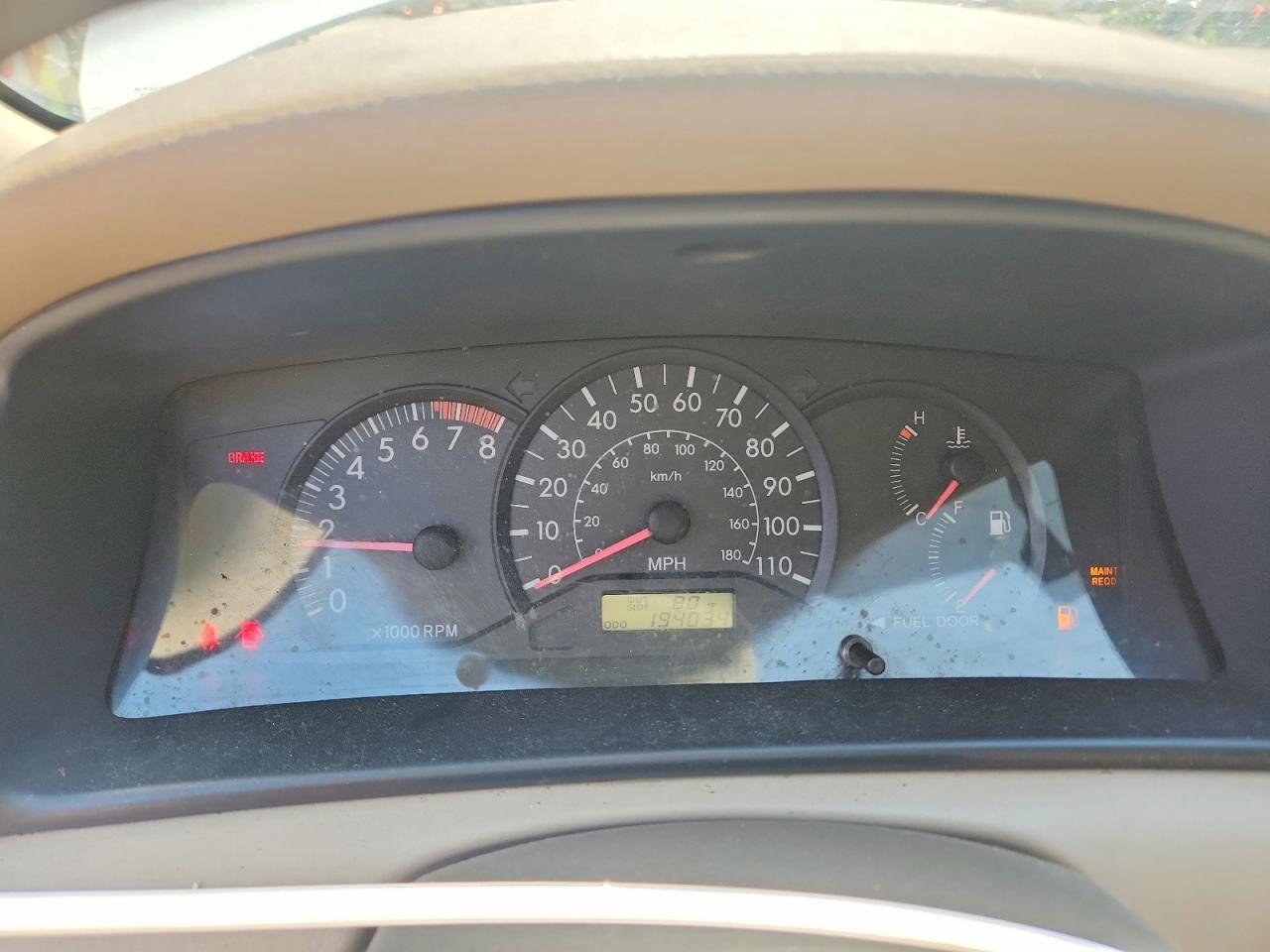 2005 Toyota Corolla Ce White vin: 1NXBR32E55Z482212