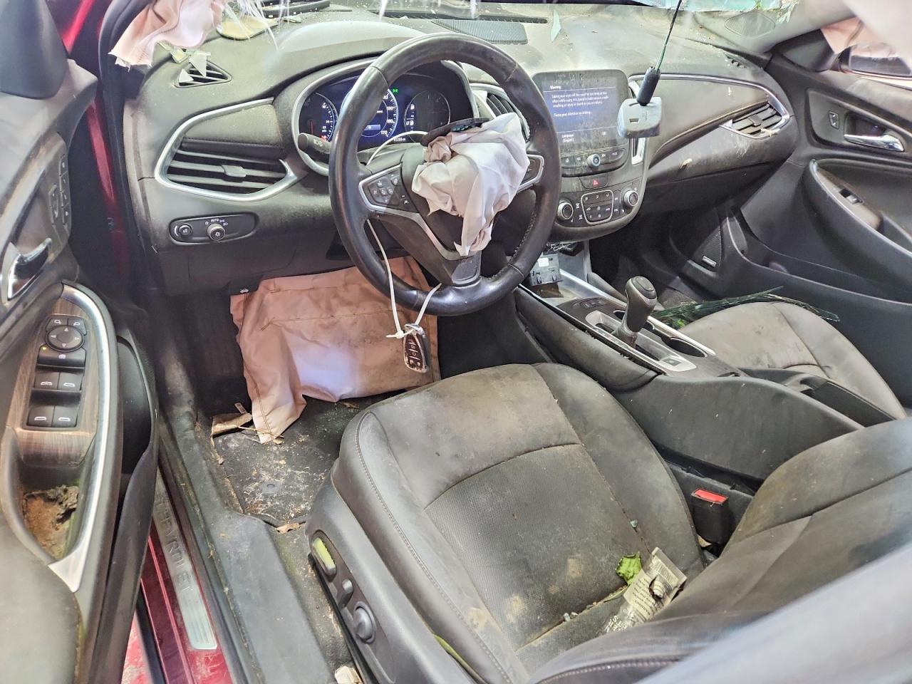 2020 Chevrolet Malibu Premier Красный vin: 1G1ZE5SX5LF020268