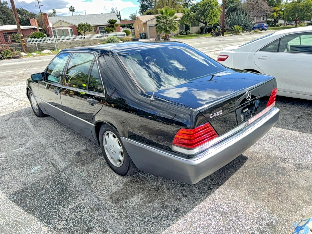 1994 Mercedes-benz S 420 Черный vin: WDBGA43E5RA168104